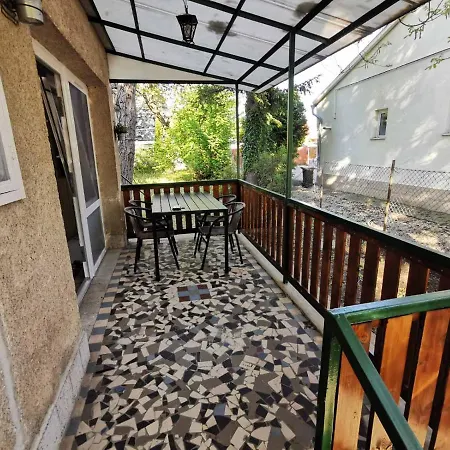 Oenallo Nyaralo Balatonszarszon Hébergement de vacances Balatonszarszo